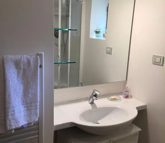 Rossa Cavaion Veronese