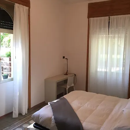 Rossa Cavaion Veronese