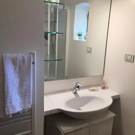 Rossa Cavaion Veronese